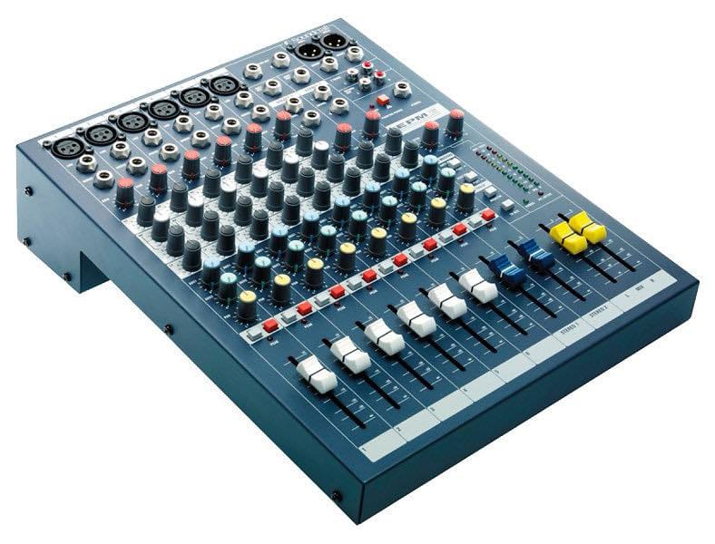 DJ ANGERS console
